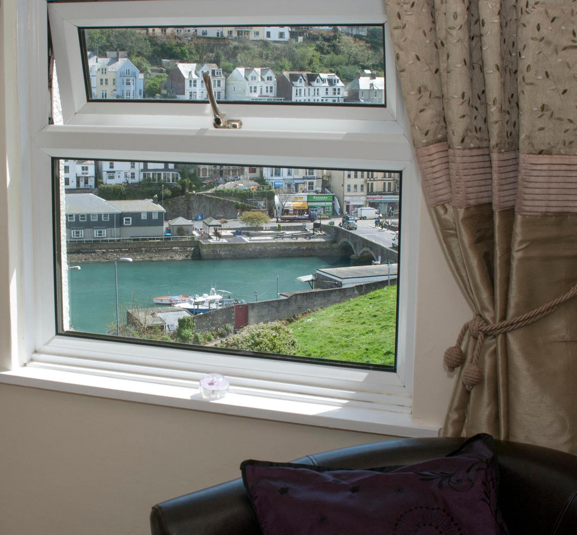 Schooner Point Guest House Looe Cameră foto