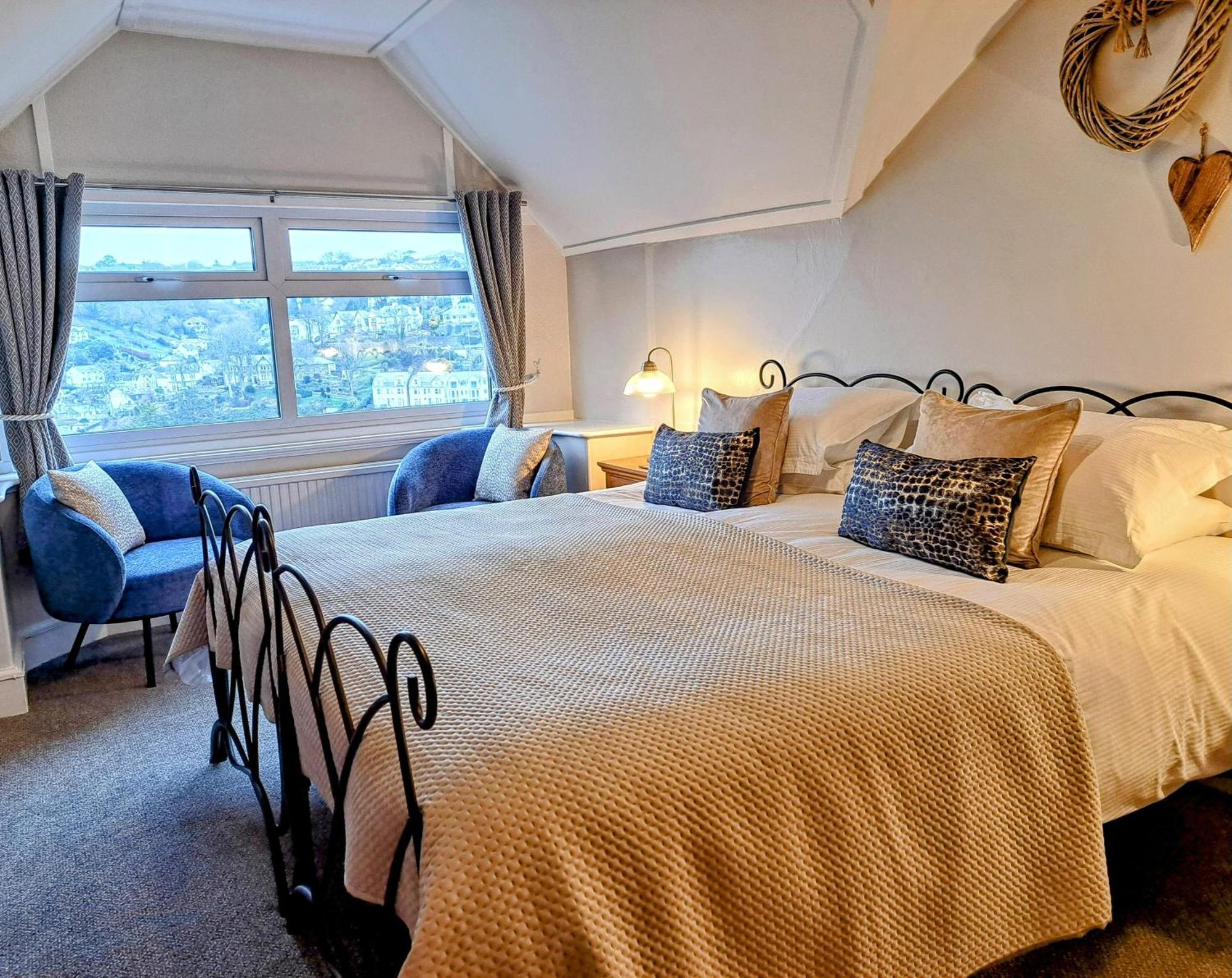 Schooner Point Guest House Looe Exterior foto